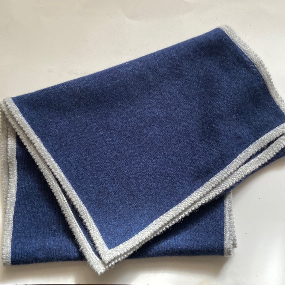 Captive Cashmere Knit Scarf Luxury Midnight Blue Gray Trim L- 75"